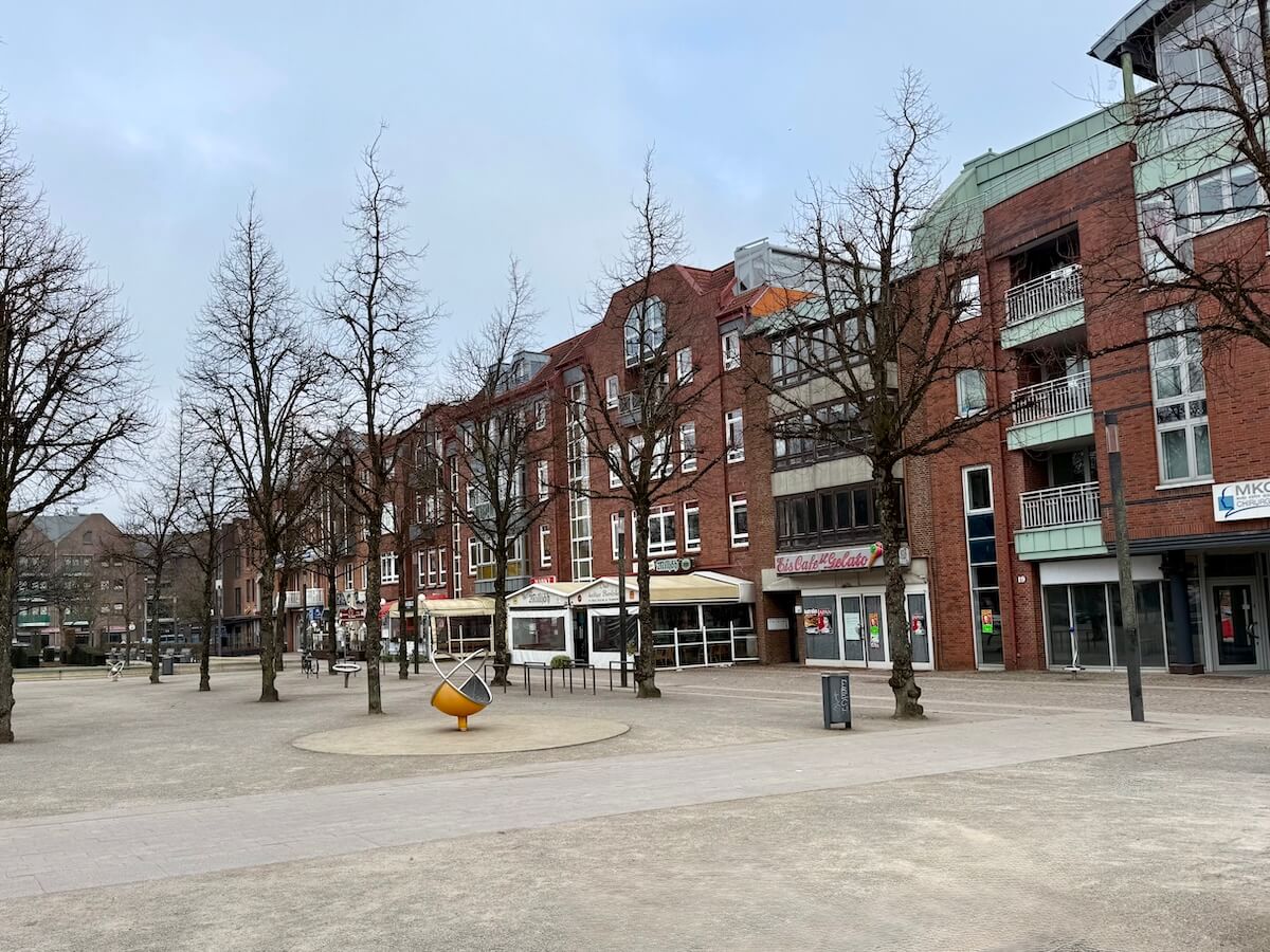 Große Straße, Ahrensburg, Geschäfte