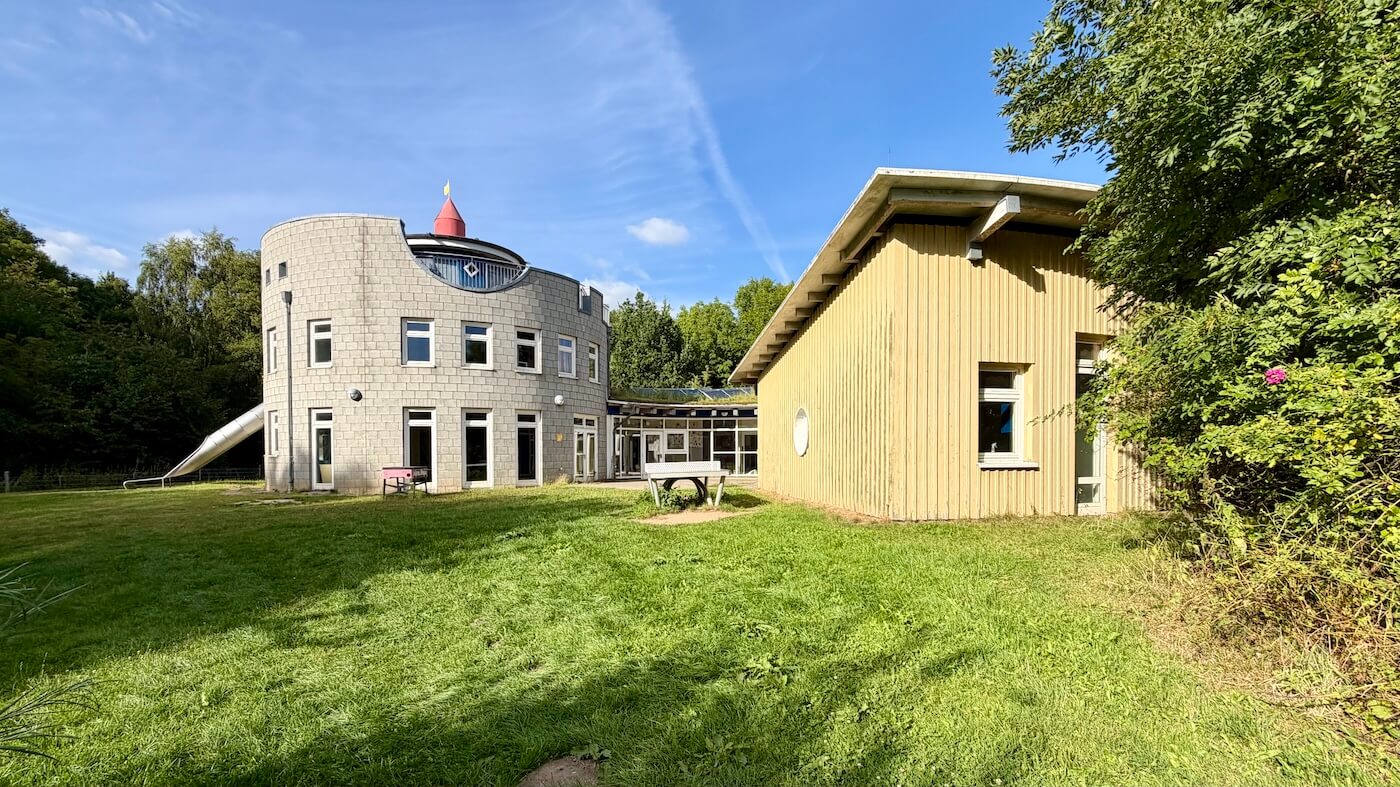 Spielplatz Obstwiese Ahrensburg, Kinderhaus Blauer Elefant