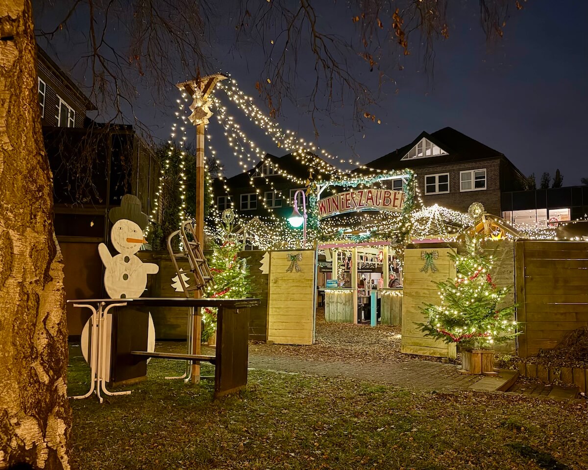Winterzauber Ramrob Ahrensburg, Eingang, Lichterketten